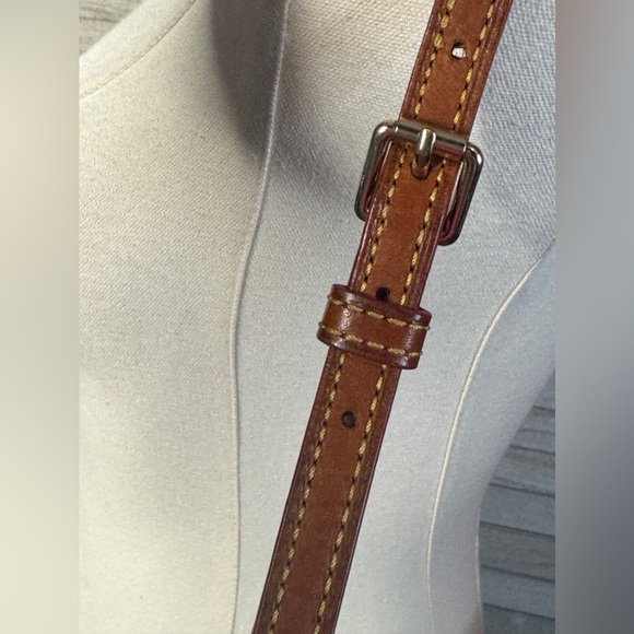 Dooney & Bourke Black and Brown Monogram Shoulder Bag. Pittsburgh Pirates. - Picture 8 of 13